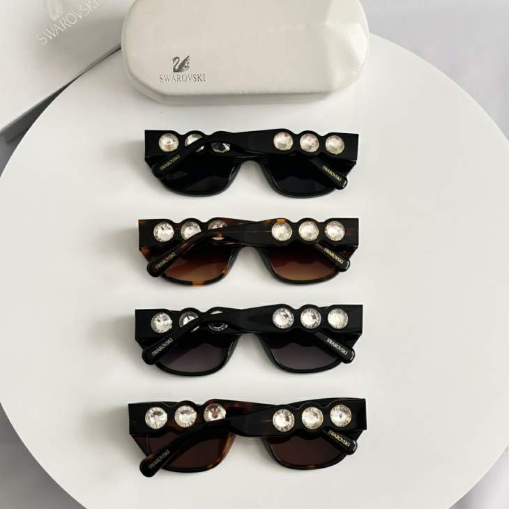 Picture of Swarovski Sunglasses _SKUfw79477612fw